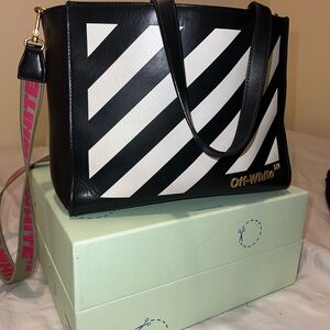 Off-White Leather Diagonal Hybrid Tote Bag with removable shoulder strap